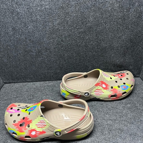 CROCS Ikat Classic Clogs mushroom brown multicolor  M-12 W-10 - Picture 7 of 9